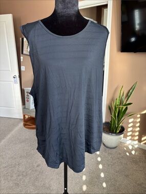 Sleeveless Women's Tank Top - Charcoal Gray